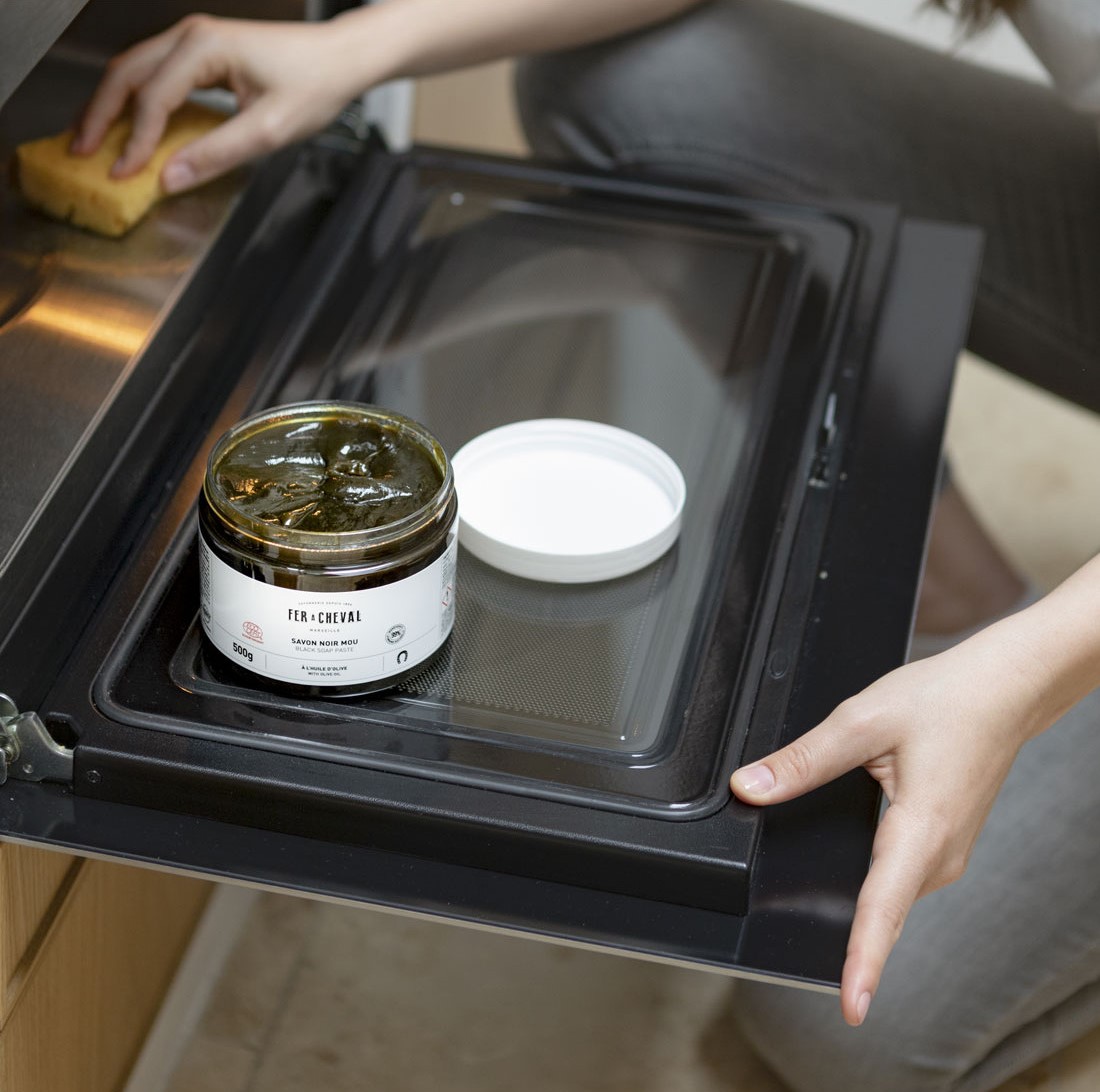 Fer A Cheval universali juodo muilo pasta su alyvuogių aliejumi 500g | Multum