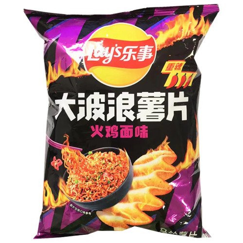 LAY'S MAXX RIDGET Korėjietiški aštrūs vištienos makaronų skonio traškučiai 70g | Multum