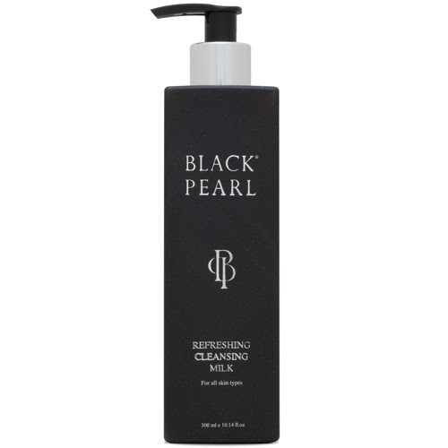 BLACK PEARL gaivinantis, valomasis pienelis veido odai su perlų pudra 300ml | Multum
